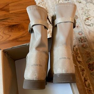 Girls Tan metallic Stride Rite boots